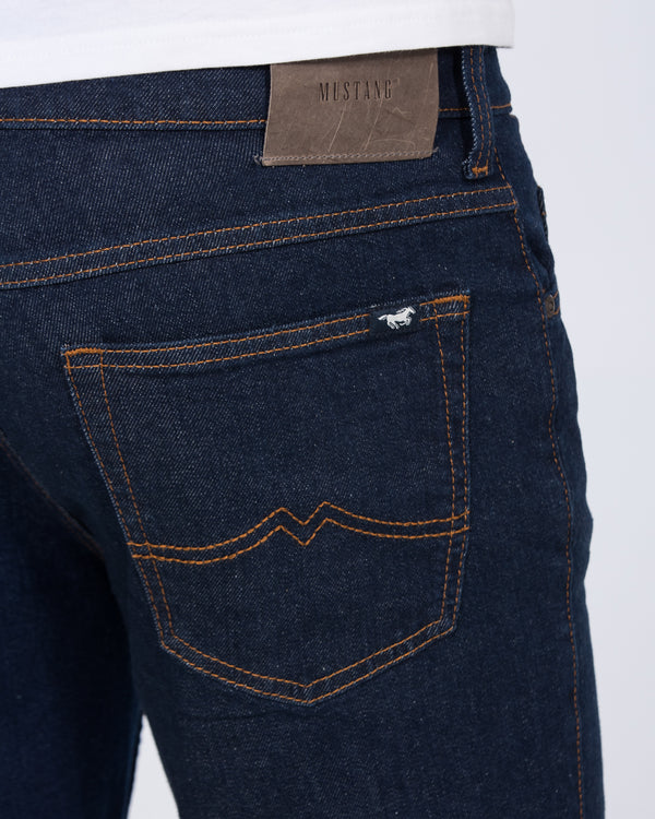 Mustang Tramper Straight Fit Tall Jeans (dark wash)