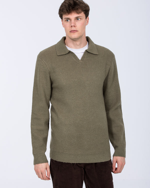2t Farley Tall Open Collar Jumper (dark green)