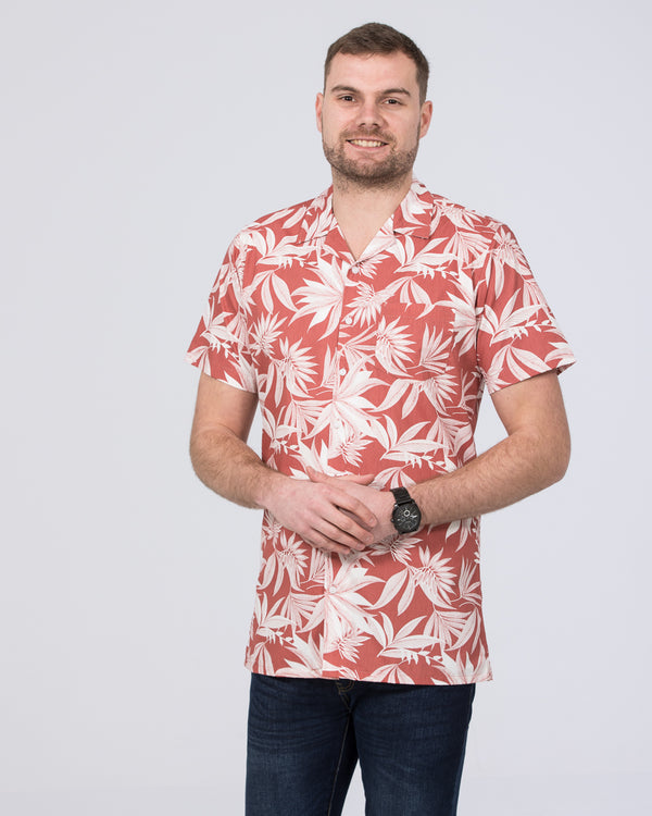 2t Slim Fit Tall Short Sleeve Revere Shirt (coral leaf)