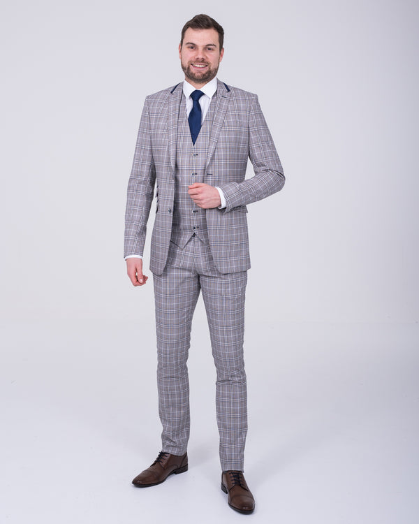 Skopes Whittington Slim Fit Tall Suit (stone/navy check)