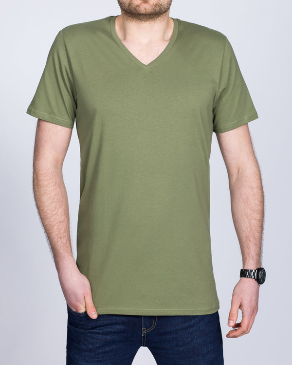 Girav New York Extra Tall V-Neck (olive green)